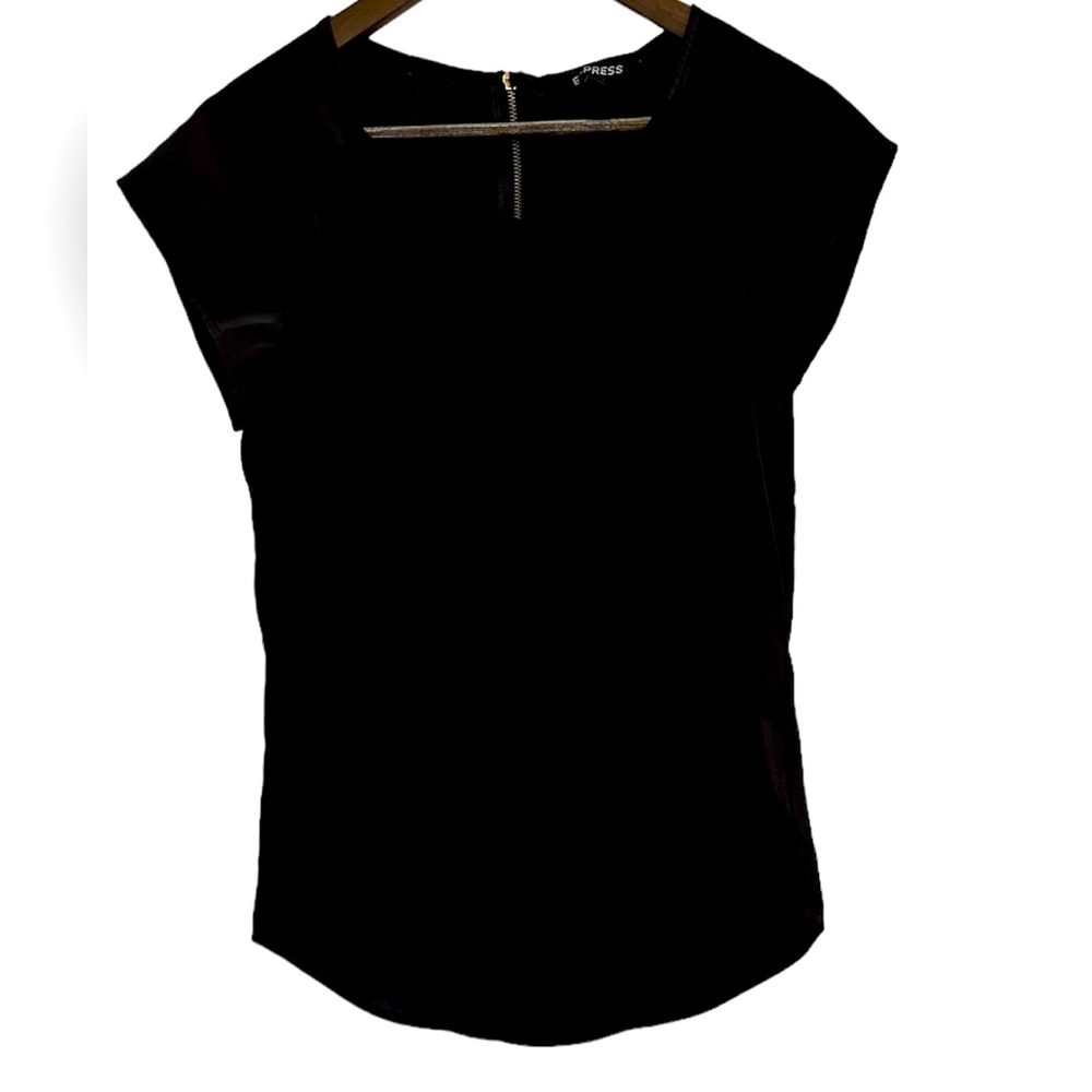 Express black short sleeve shirt women, XS